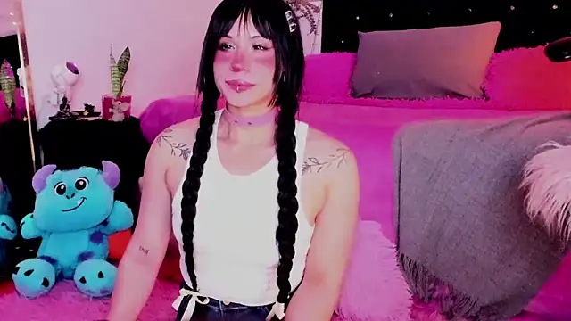 Snapshot of _riassgremory chatting on 10/26/25, 01:44 riassgremory online show from 10/26/25, 01:44