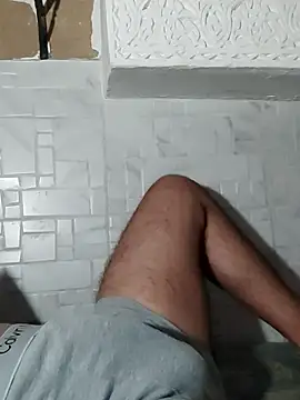 Snapshot of Mimoudik chatting on 10/20/25, 10:10 Mimoudik online show from 10/20/25, 10:10