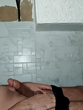 Snapshot of Mimoudik chatting on 10/28/25, 09:39 Mimoudik online show from 10/28/25, 09:39