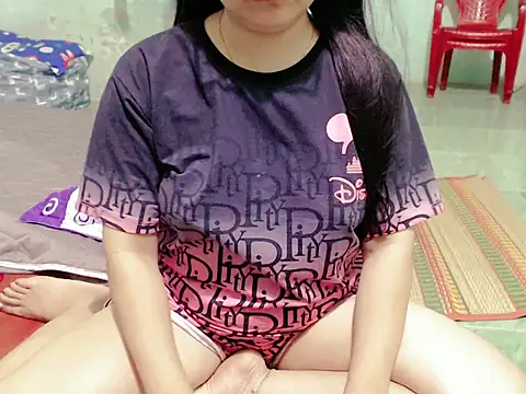 Snapshot of Asian_girl19 chatting on 02/20/26, 12:16 Asian girl19 online show from 02/20/26, 12:16