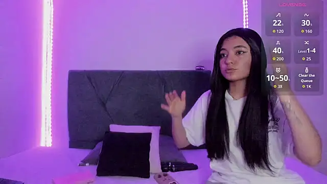 Gabby and Alice online show from 10/12/25, 05:01