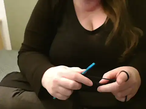 MarthaBriest online show from 01/02/25, 04:52
