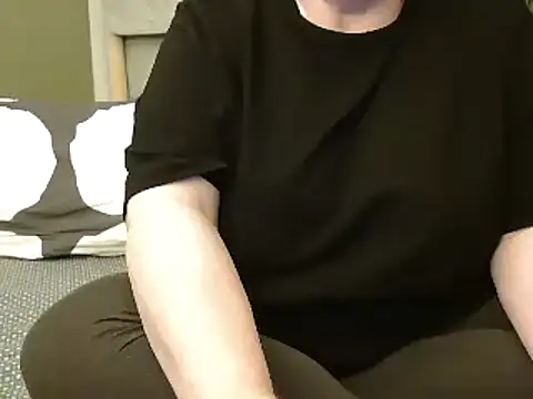 MarthaBriest online show from 01/05/25, 04:25