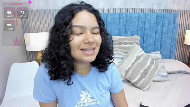 pretty sunlight  online show from 10/12/25, 01:48