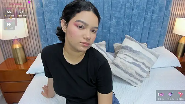 pretty sunlight  online show from 11/05/25, 02:11