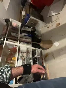 Snapshot of lucboyslam chatting on 12/17/24, 05:58 lucboyslam online show from 12/17/24, 05:58