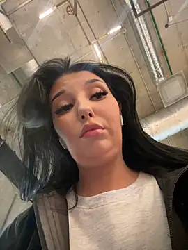 Tisha Busty online show from 09/20/25, 05:47