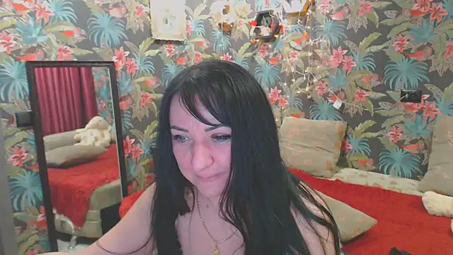 SusanLaNice online show from 12/11/24, 01:58