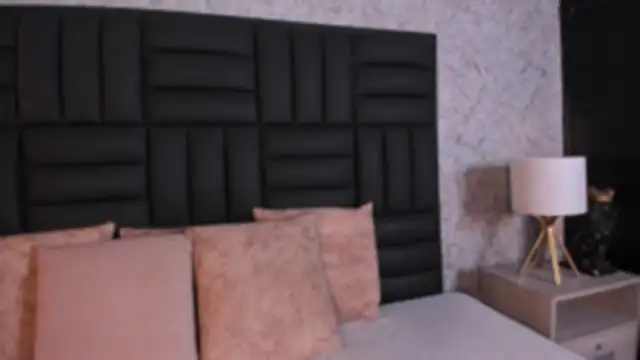 emma brooks1 online show from 11/07/25, 11:54