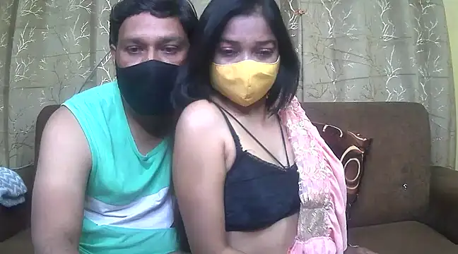 Snapshot of HottestSonya chatting on 02/19/25, 06:32 HottestSonya online show from 02/19/25, 06:32