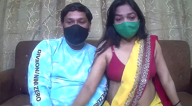 Snapshot of HottestSonya chatting on 02/25/25, 06:31 HottestSonya online show from 02/25/25, 06:31