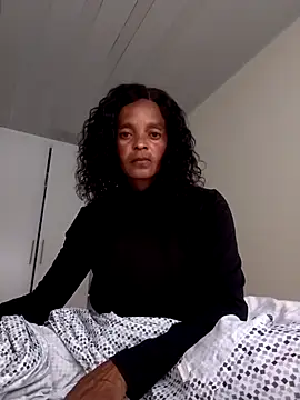 sweets 80 online show from 11/06/25, 02:51