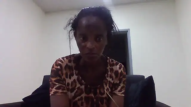 Snapshot of sweets_80 chatting on 04/27/26, 01:36 sweets 80 online show from 04/27/26, 01:36