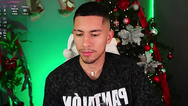 Aaronfox x online show from 12/21/24, 01:15