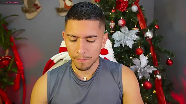 Aaronfox x online show from 12/23/24, 01:29