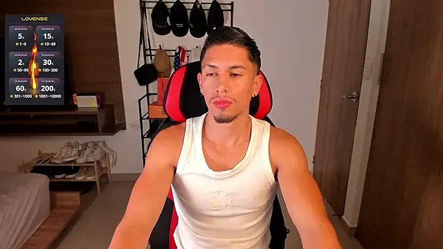 Aaronfox x online show from 07/21/26, 11:56