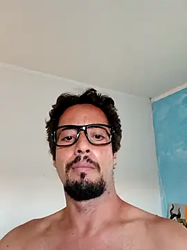 2024gaelpiroca online show from 09/30/25, 09:03