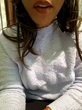 MIss-Naina online show from 12/17/24, 11:05