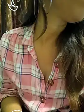 MIss-Naina online show from 12/20/24, 06:50