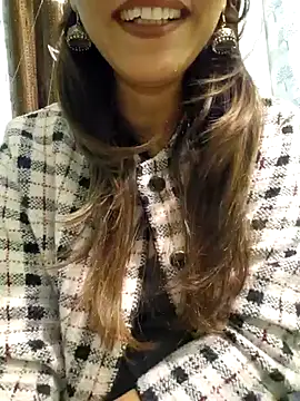 MIss-Naina online show from 12/27/24, 07:03