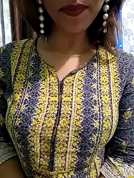 MIss-Naina online show from 01/05/25, 10:43