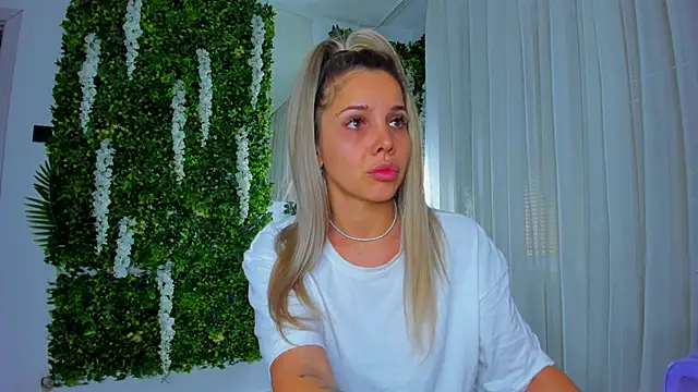 VivienCarter online show from 10/06/25, 02:47