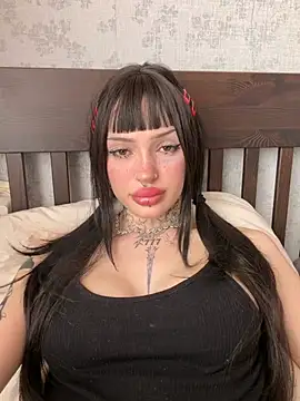 madelinexx online show from 07/01/26, 06:37