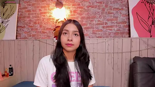 SophieBenson online show from 12/20/24, 12:27