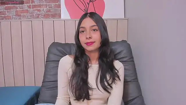 SophieBenson online show from 02/05/25, 12:49