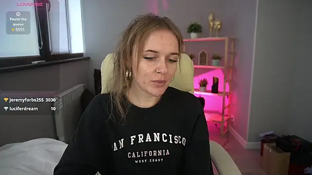 MaribelRiverr  online show from 12/02/24, 09:24