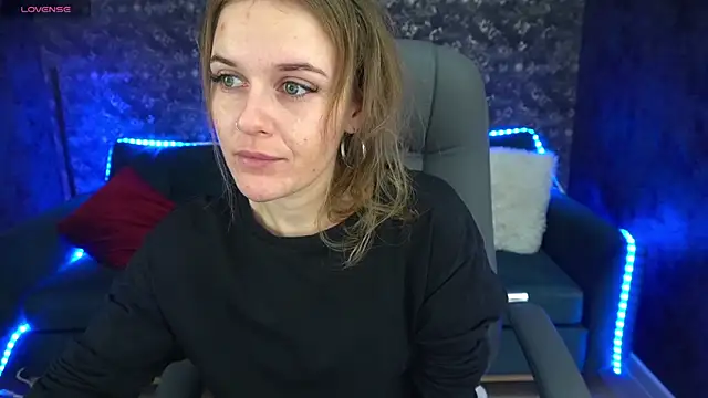MaribelRiverr  online show from 12/12/24, 06:14