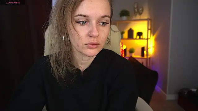 MaribelRiverr  online show from 12/16/24, 06:32