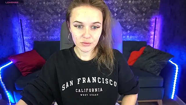 MaribelRiverr  online show from 12/20/24, 06:19