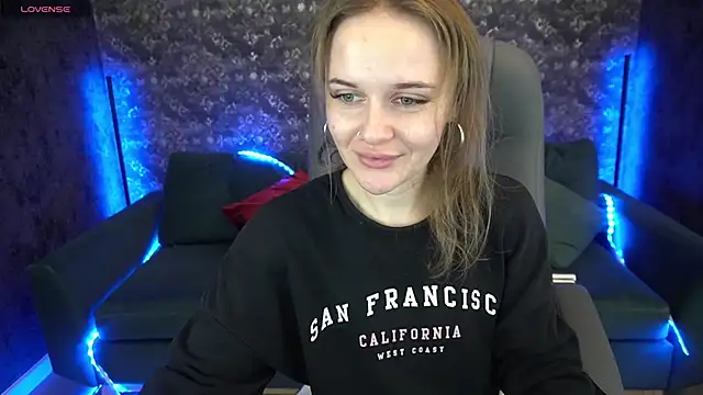 MaribelRiverr  online show from 12/22/24, 06:39