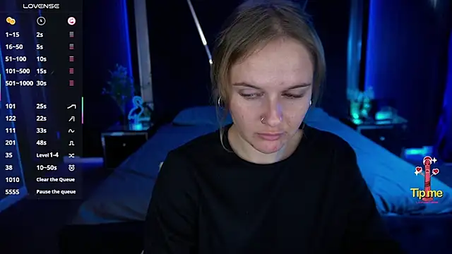 MaribelRiverr  online show from 09/16/25, 05:52