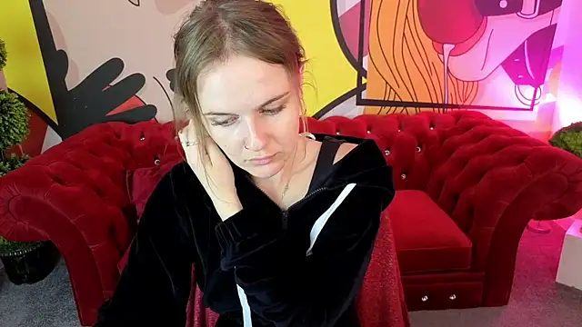 MaribelRiverr  online show from 06/14/26, 05:42