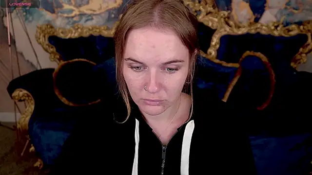 MaribelRiverr  online show from 07/26/26, 05:48