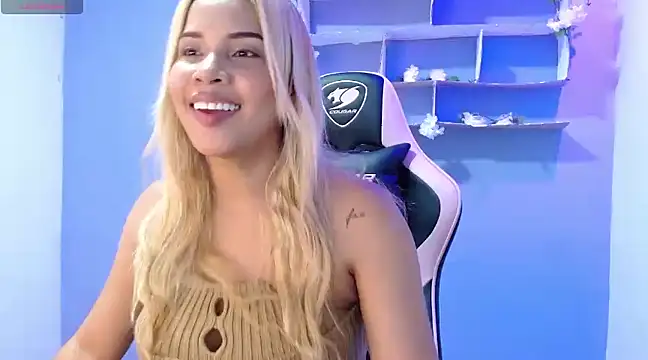 Snapshot of Mitsuka_Sojii chatting on 02/19/25, 10:53 Mitsuka Sojii online show from 02/19/25, 10:53