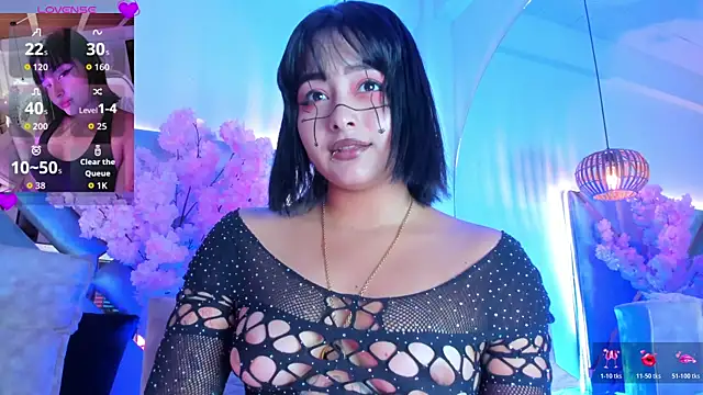 Snapshot of KimVelezz chatting on 11/14/25, 07:12 KimVelezz online show from 11/14/25, 07:12