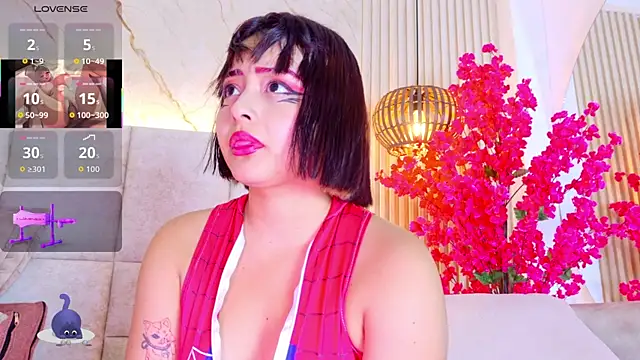 KimVelezz online show from 06/18/26, 07:07