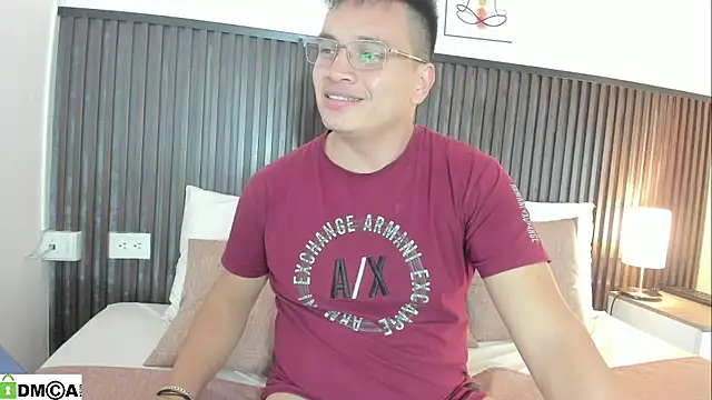Snapshot of ahntony__69 chatting on 05/29/26, 04:21 ahntony 69 online show from 05/29/26, 04:21