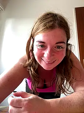Snapshot of Lombada chatting on 09/15/25, 08:03 Lombada online show from 09/15/25, 08:03