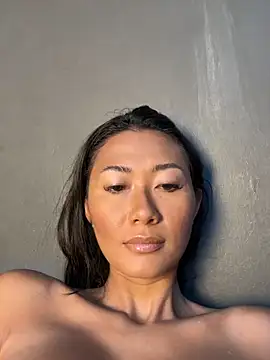 Snapshot of thai-dreamgirl chatting on 10/13/25, 11:16 thai-dreamgirl online show from 10/13/25, 11:16