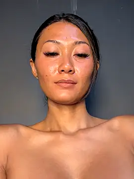 Snapshot of thai-dreamgirl chatting on 10/17/25, 12:19 thai-dreamgirl online show from 10/17/25, 12:19