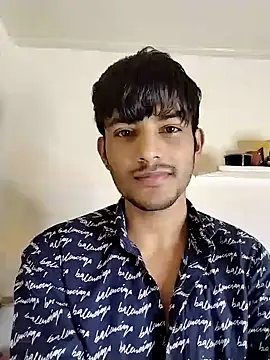 kingkartik7 online show from 01/05/25, 03:23