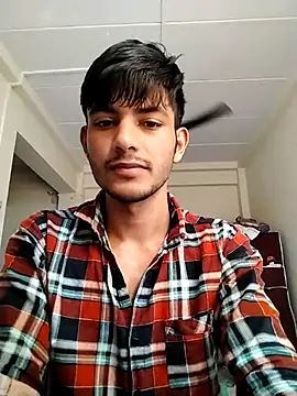 kingkartik7 online show from 02/19/25, 10:34
