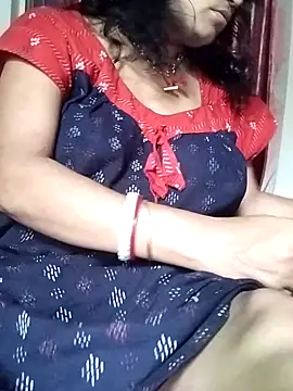 Snapshot of miss-Riy chatting on 03/08/26, 08:51 miss-Riy online show from 03/08/26, 08:51