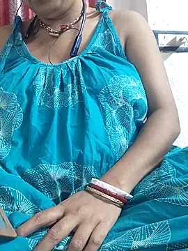 Snapshot of miss-Riy chatting on 05/08/26, 05:18 miss-Riy online show from 05/08/26, 05:18