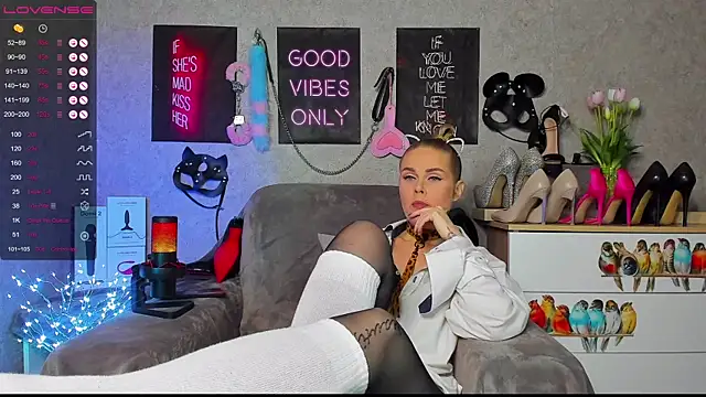 HannaKorsak online show from 12/11/24, 05:59