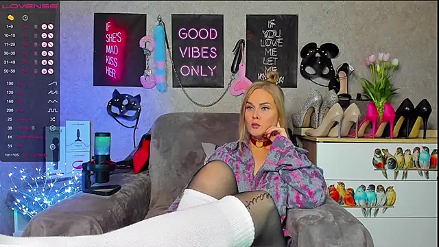 HannaKorsak online show from 12/13/24, 07:32